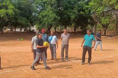 Throwball-Badminton-tournament-1
