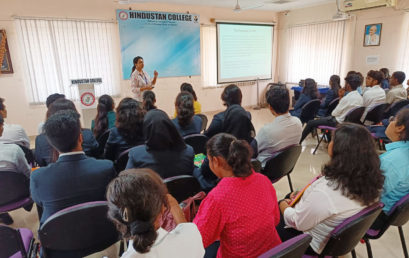 A SPECIAL LECTURE – CUM INTERACTION SESSION ON INTERNSHIP- A BRIDGE FILLING GAP BETWEEN CLASSROOM AND CAREER