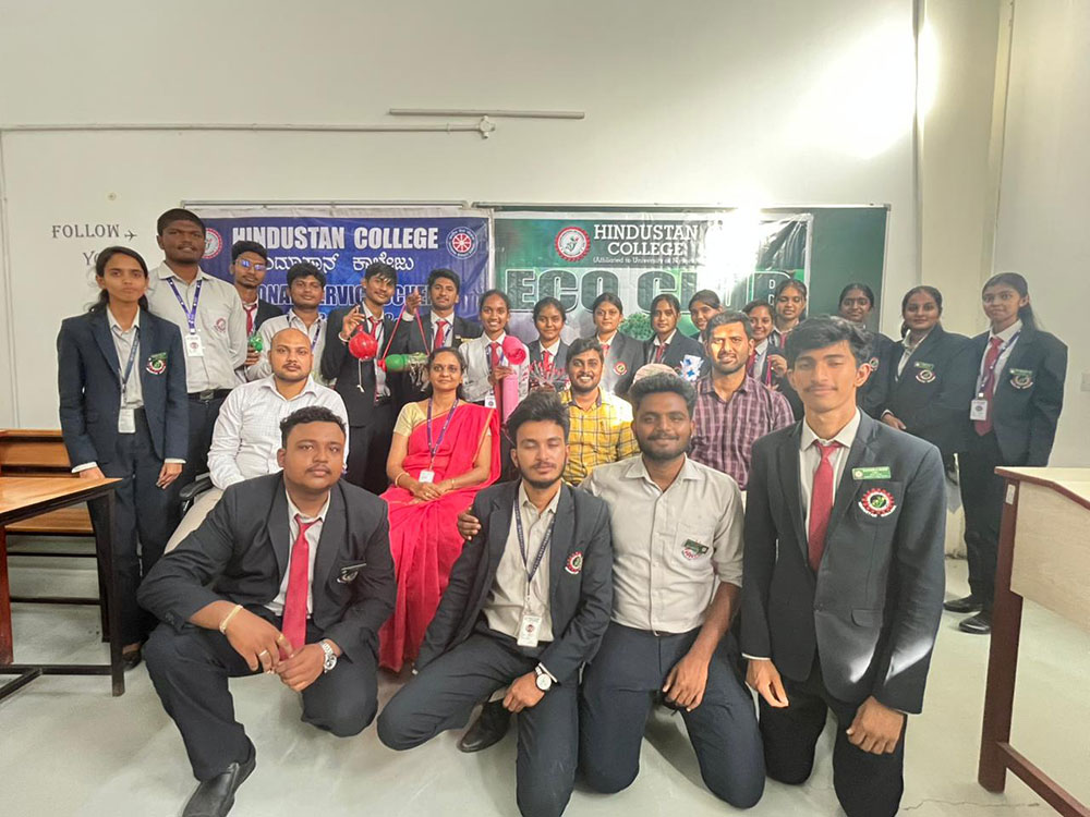 TRASH TO TREASURE, AN INTRA-COLLEGE COMPETITION TRASH TO TREASURE, AN INTRA-COLLEGE COMPETITION